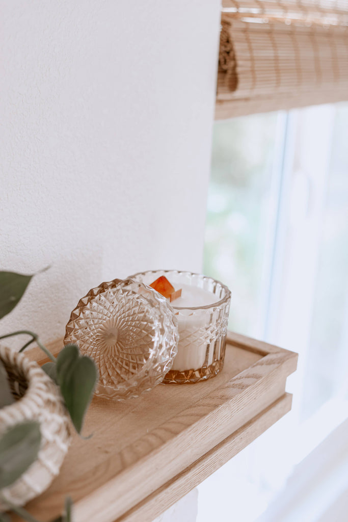 Toasted Champagne Crystal Candle: Grapefruit and Green Coconut