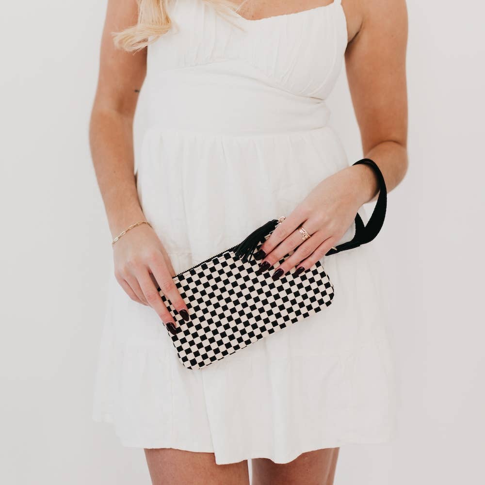 Emma Woven Clutch Wristlet: Brown Checkered