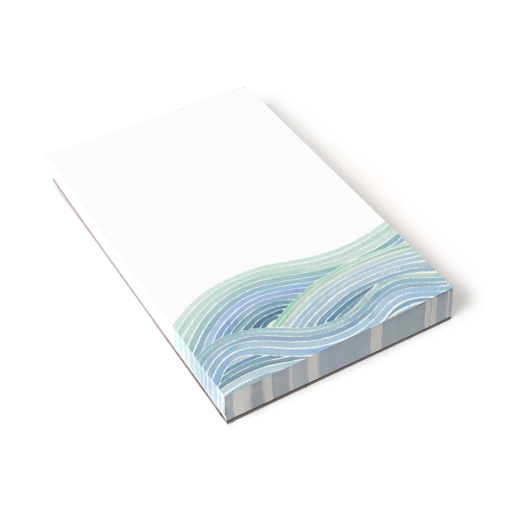 Waves Notepad: 8.5 X 5.5 INCHES