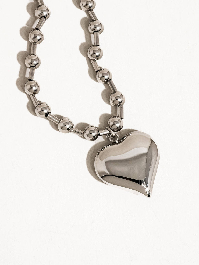 Paris 18K Gold Non-Tarnish Large Heart Chain Necklace: Yellow Gold / Ball Chain
