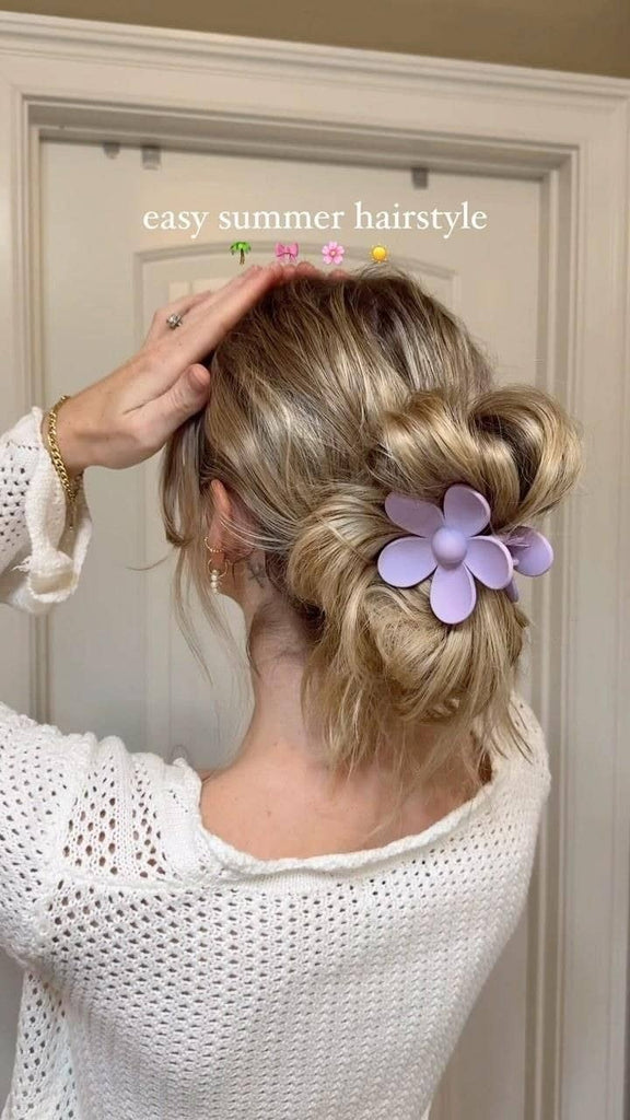 Matte Floral Hair Claw Clip Light Blue