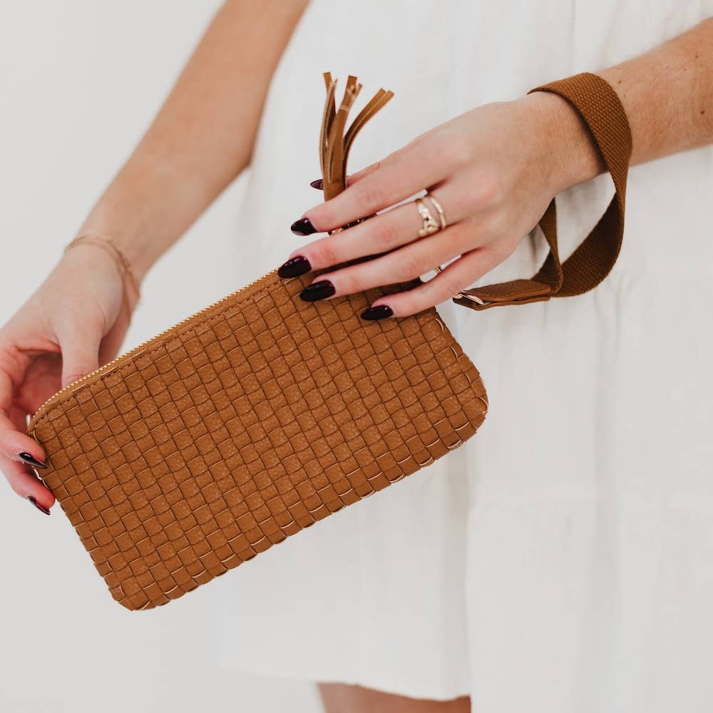 Emma Woven Clutch Wristlet: Black Checkered