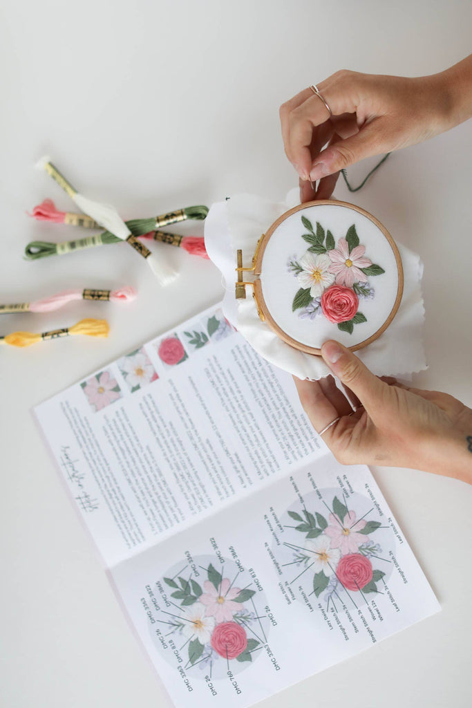 Beginner Hand Embroidery Floral Kit - 4" Pre-Printed Fabric