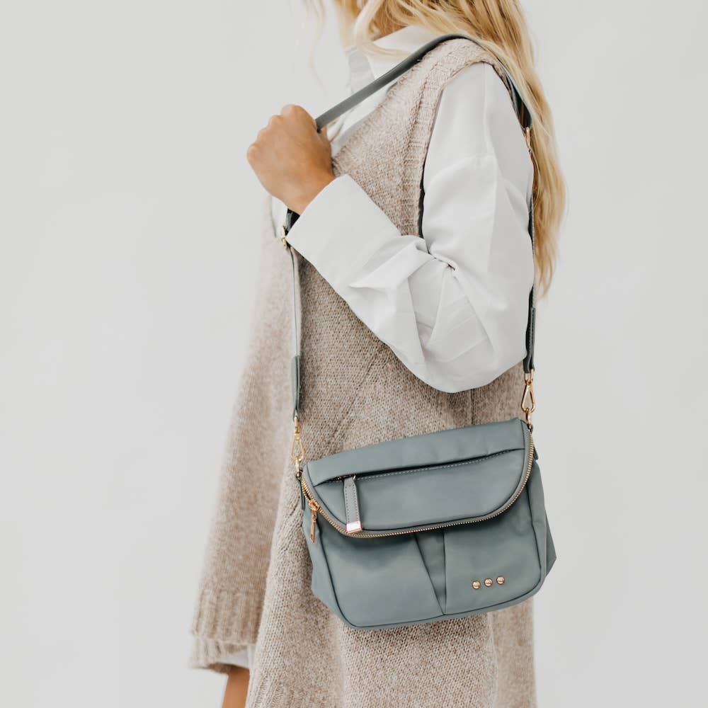 Tilly Crossbody Bag: Gray