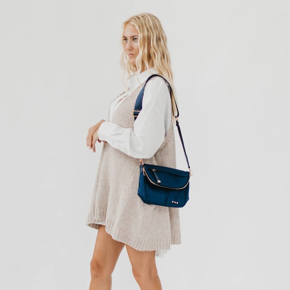 Tilly Crossbody Bag: Gray