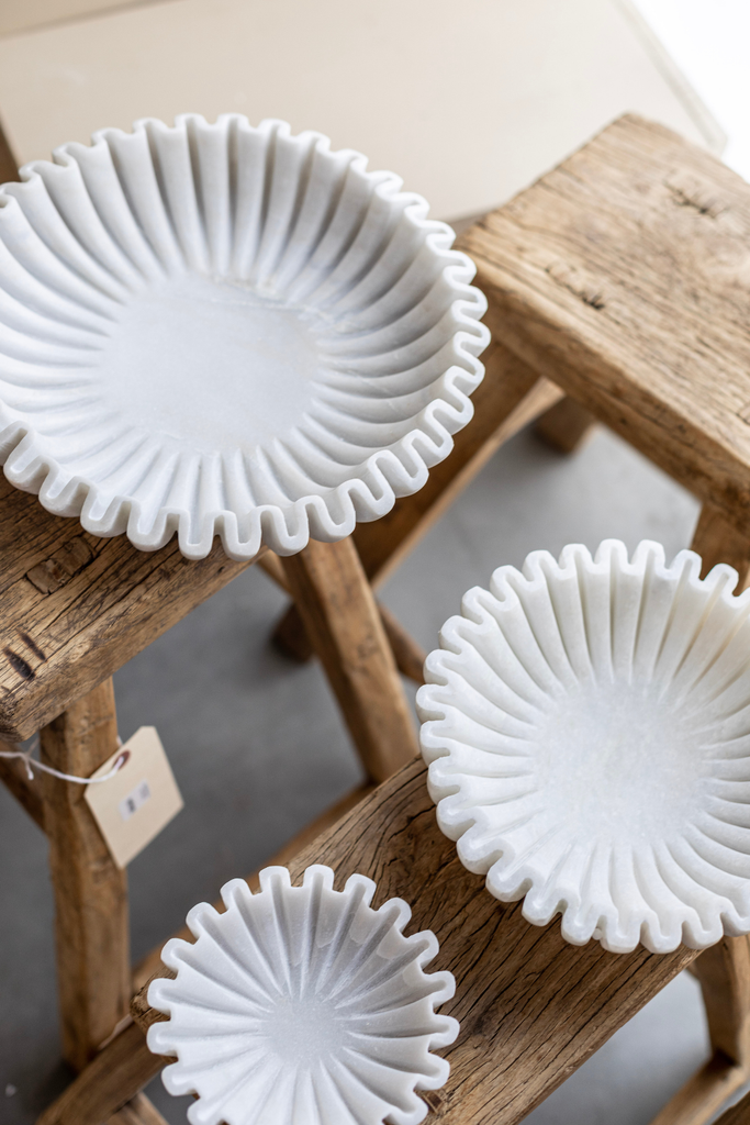 Marble Fluted Scalloped Bowls: Small 6x6 inches