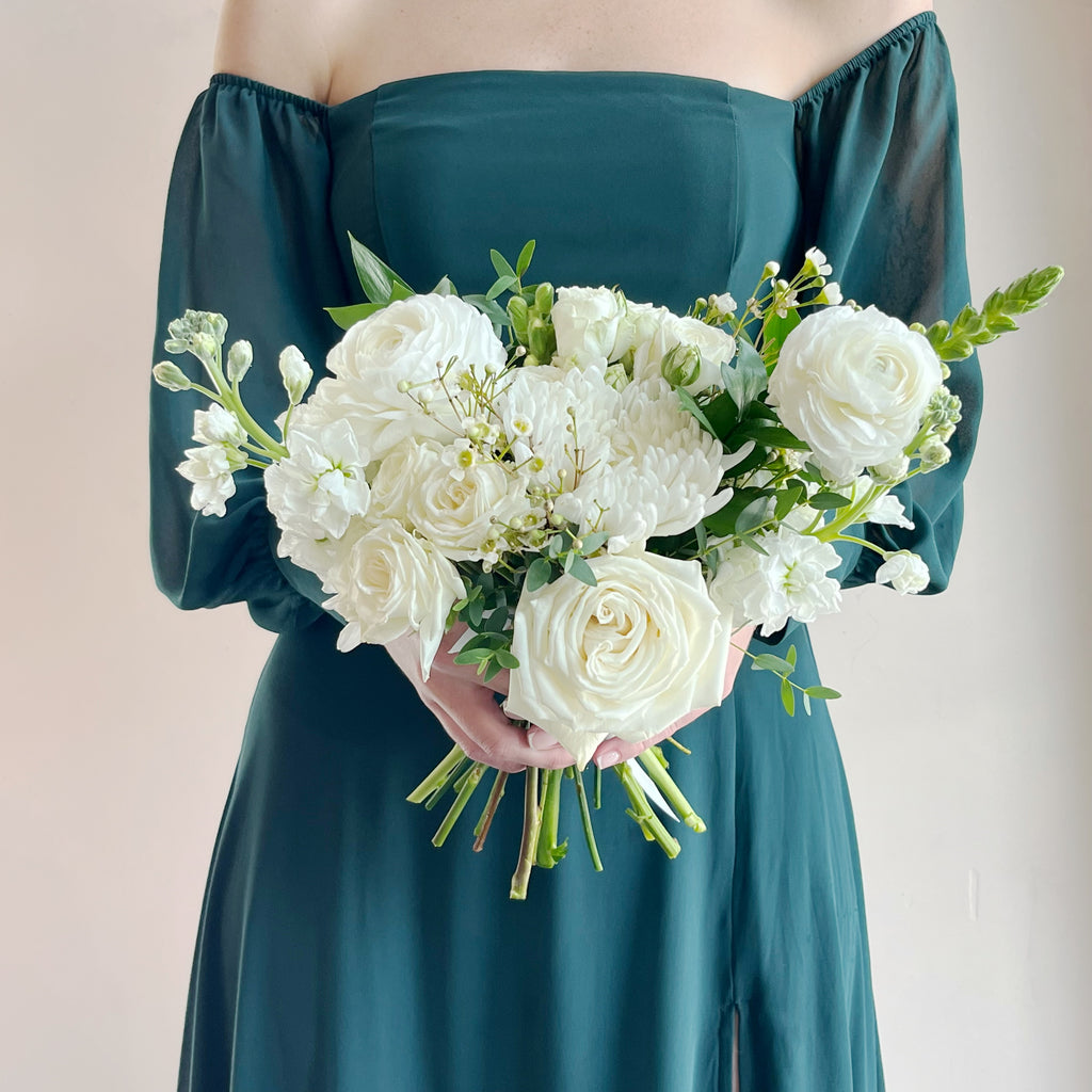 Classic White - Petite Bouquet
