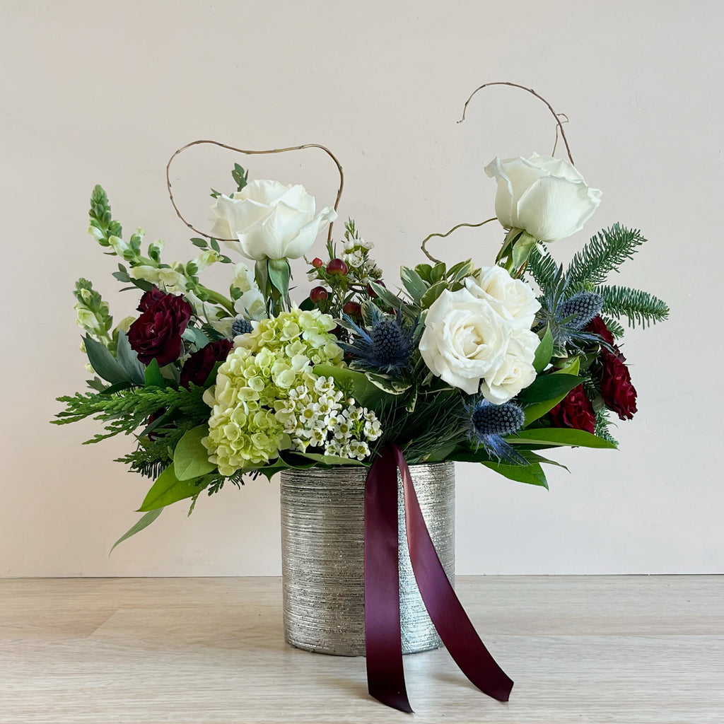 Snowdrop - Christmas Arrangement - (Pre-Order)