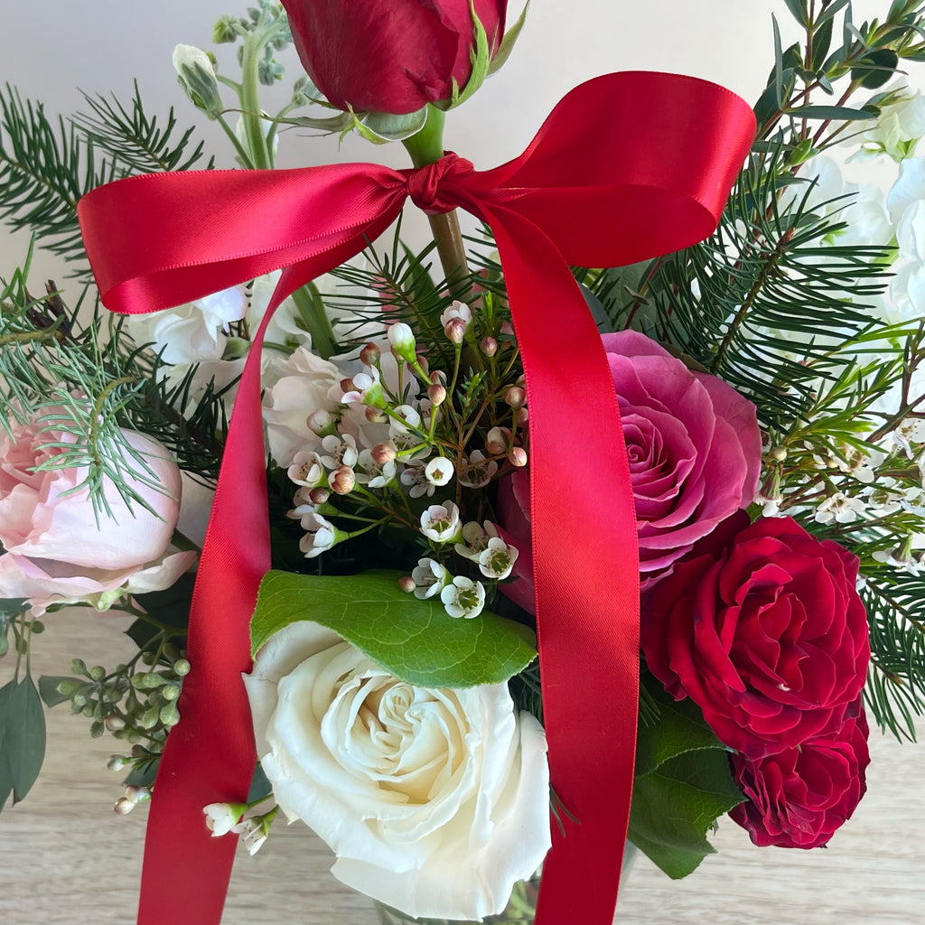 Cindy Lou - Petite Christmas Arrangement (Limited Edition)