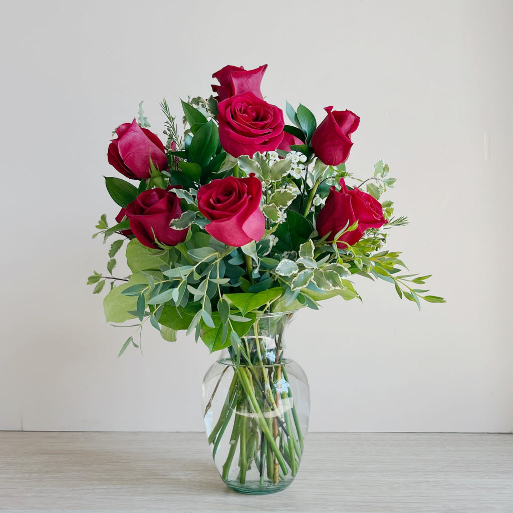 Classic Dozen Roses