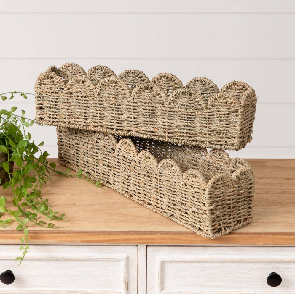 Small: Scalloped Edge Seagrass Basket