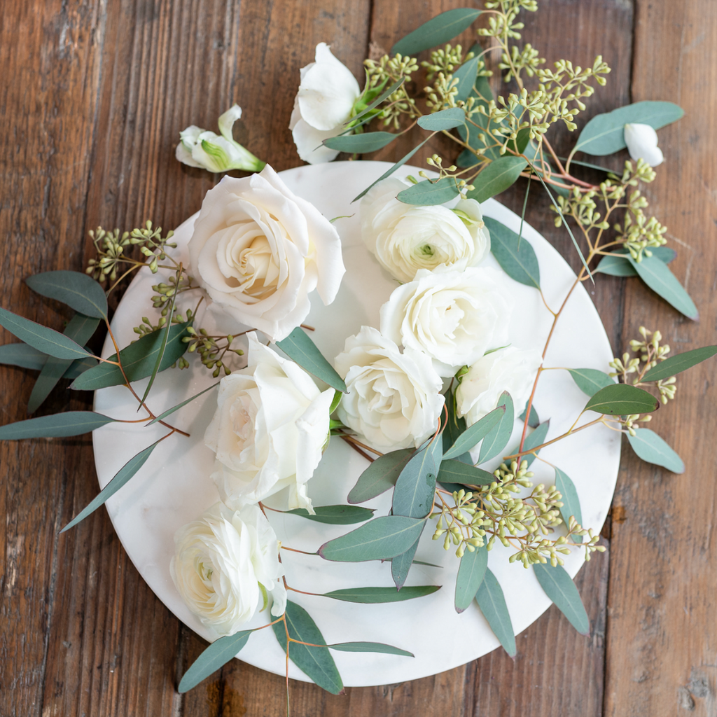 Classic White - Cake Flowers