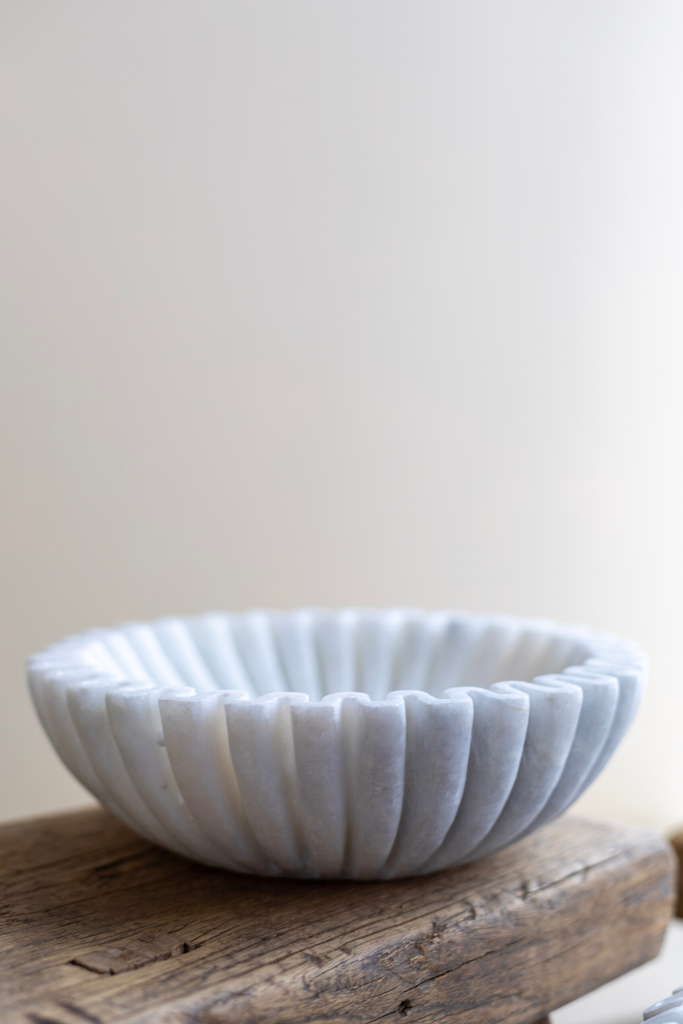 Marble Fluted Scalloped Bowls: Small 6x6 inches
