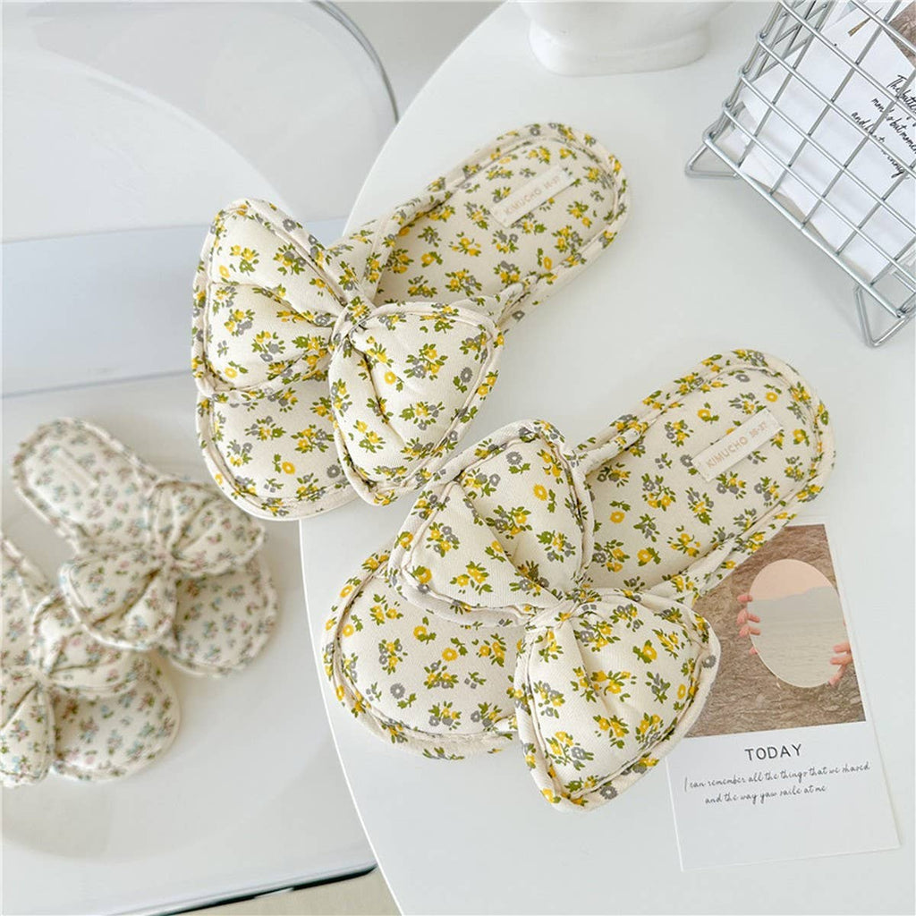 SMALL FLORAL SLIPPERS 7.5