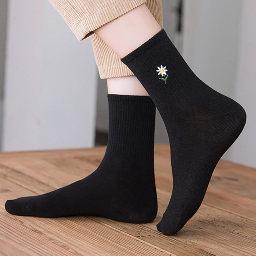 Solid Color Daisy Socks, Cotton Mid-Calf Style_CWMS088: GREEN / (OS) 6