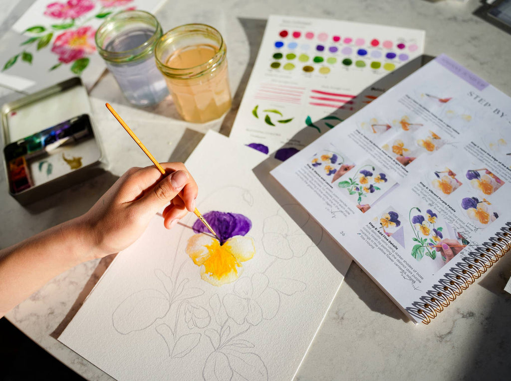 Watercolor Workbook: Outlined Wildflower, Beginner Friendly