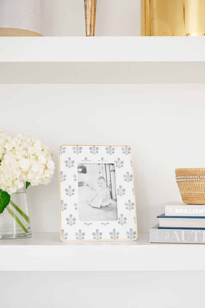 Frame, Dusty Blue Floral