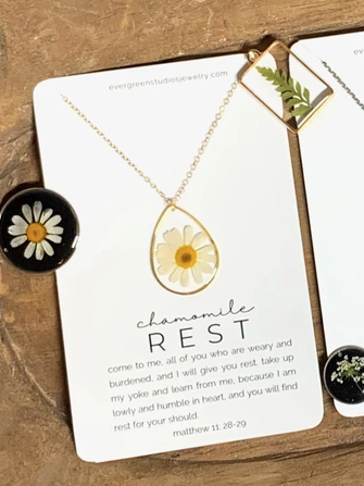 Chamomile Flower Necklace